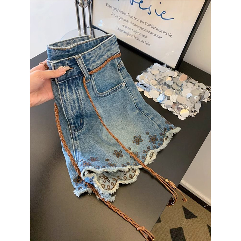 Shorts in Denim Vintage Traspi - Shorts Denim Frayed recensione e prezzo